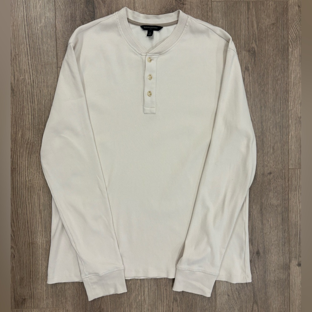 Banana Republic Ribbed Long Sleeve Henley T Shirt Cream